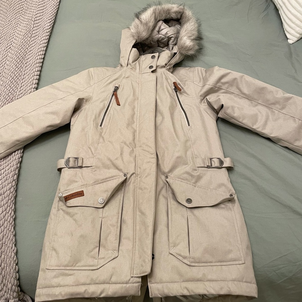 XS Tan Grey Columbia winter jacket